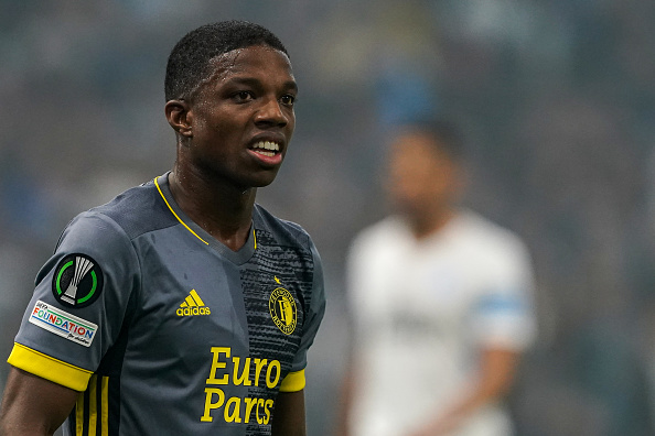 สิ่งที่โน้มน้าว