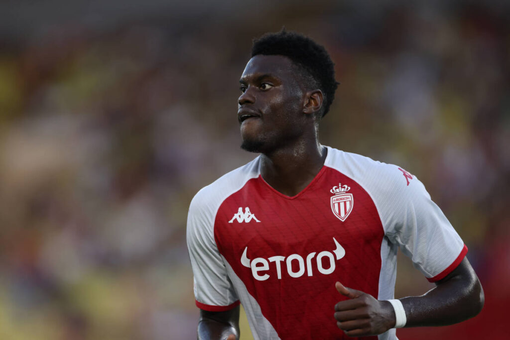 สนใจเป็นพิเศษ